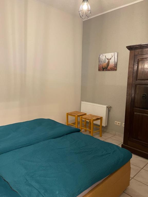 Mitten in der Natur : Ferienwohnung mit 3 Schlafzimmern, neu eingerichtet - Three-Bedroom Apartment