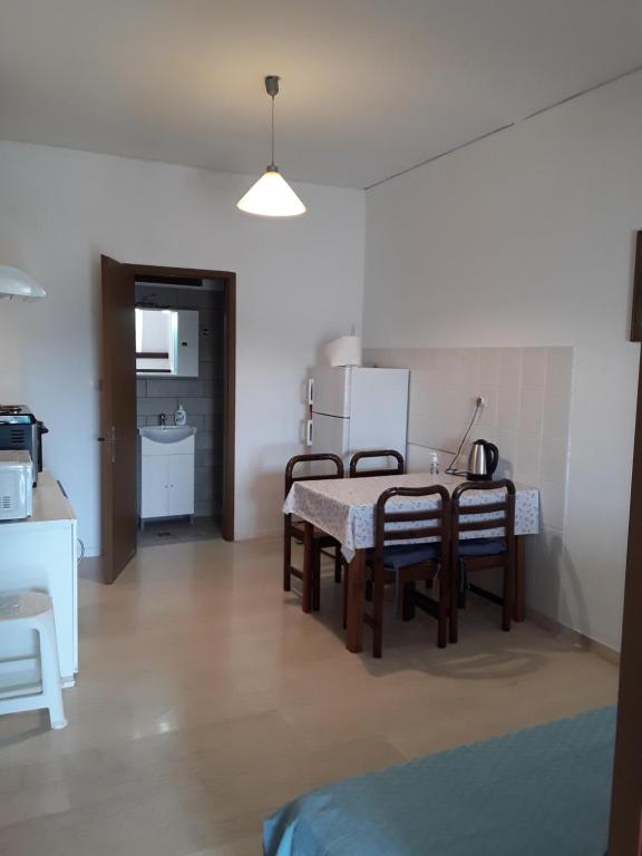 Kuchyň nebo kuchyňský kout v ubytování Alex Central City Accommodation