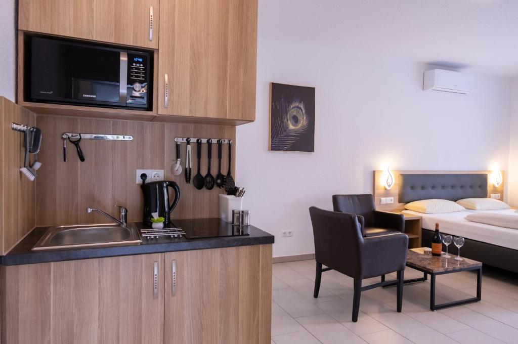 Gap Hotel - Double Room With Terrace