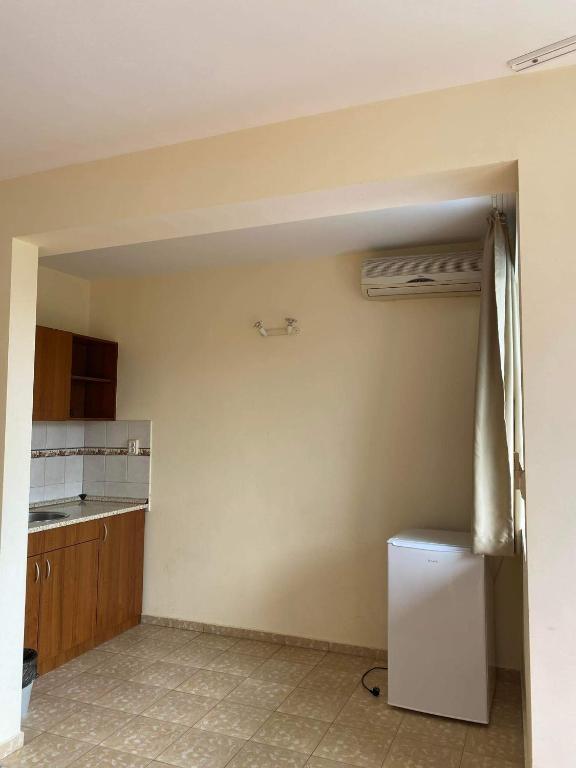Kuchyň nebo kuchyňský kout v ubytování Family hotel Neptun - Lozenets