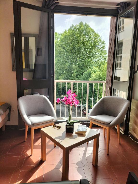Balkón alebo terasa v ubytovaní Studio Gréoux les Bains