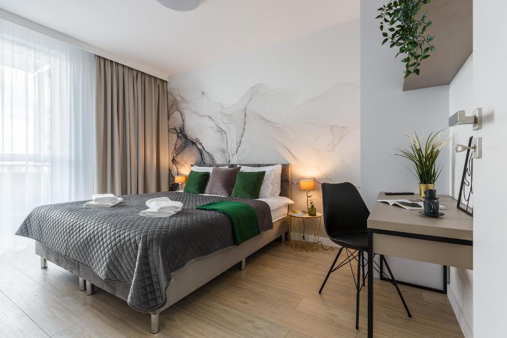 Emihouse Skyline Apartments - Two-Bedroom Apartment