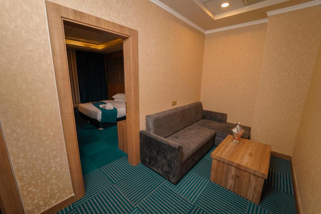 Posezení v ubytování Sipan Hotel