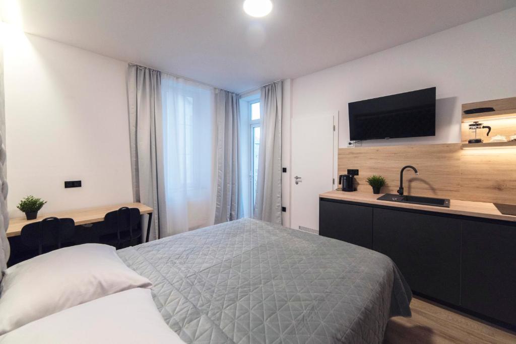 Liberty Apartments, 3rd Floor, no elevator - 豪华公寓