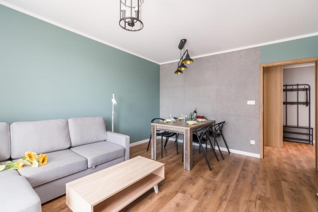 Posedenie v ubytovaní Poznań Serbska 2 Miejsca Parkingowe by Noclegi Renters