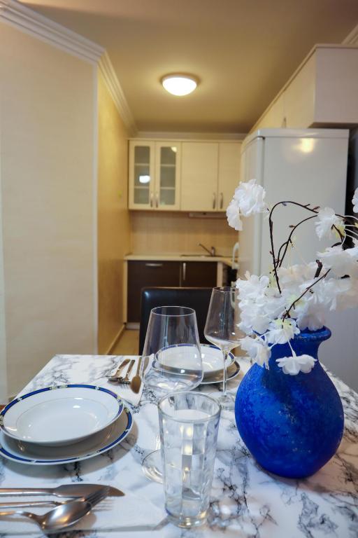 Apartments Okuka - 9