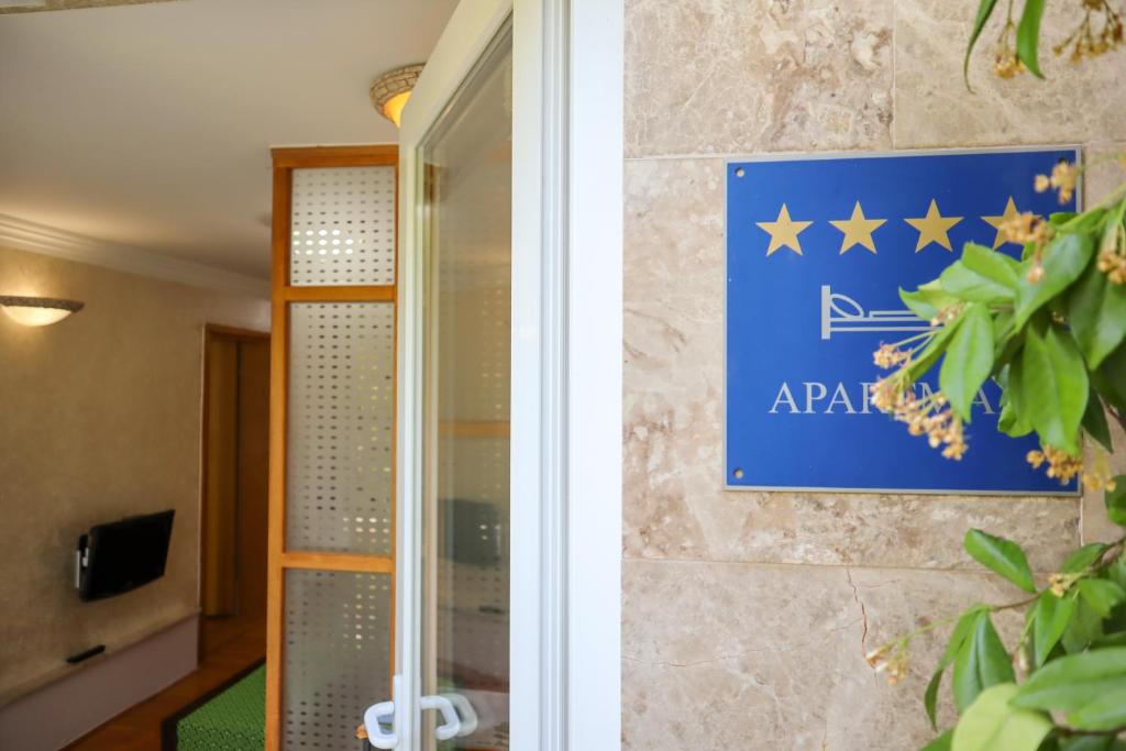 Apartments Okuka - 2