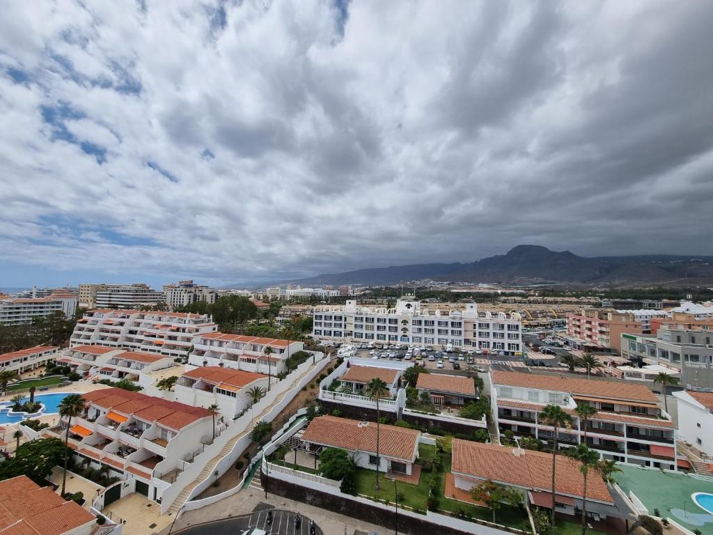 Torres del Sol 12th floor Teide and Atlantic view, Playa de ...