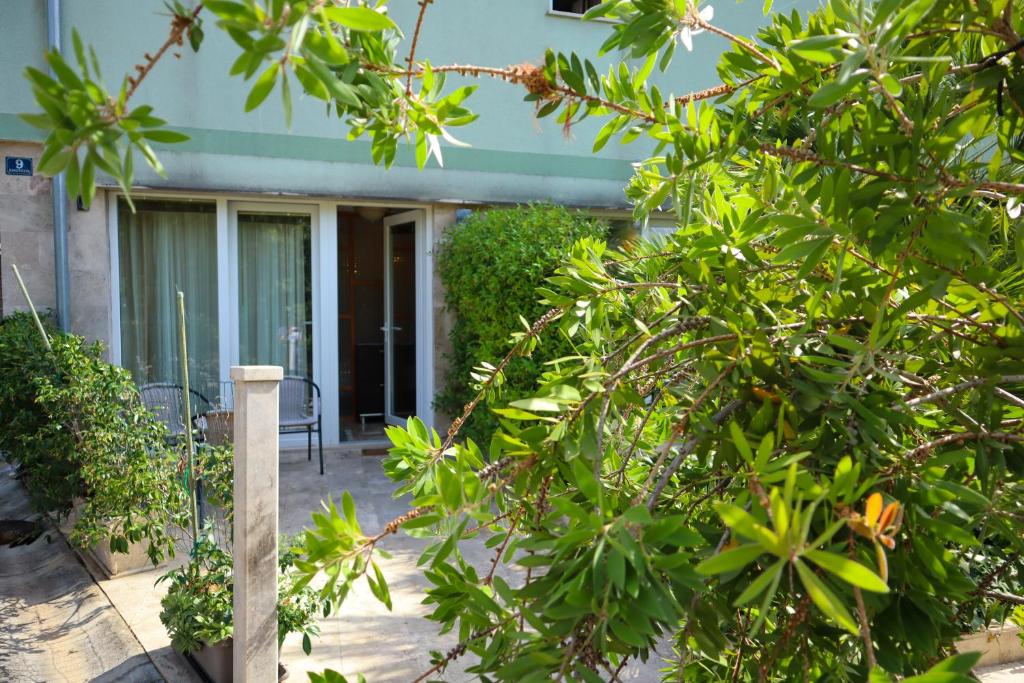 Apartments Okuka - 1