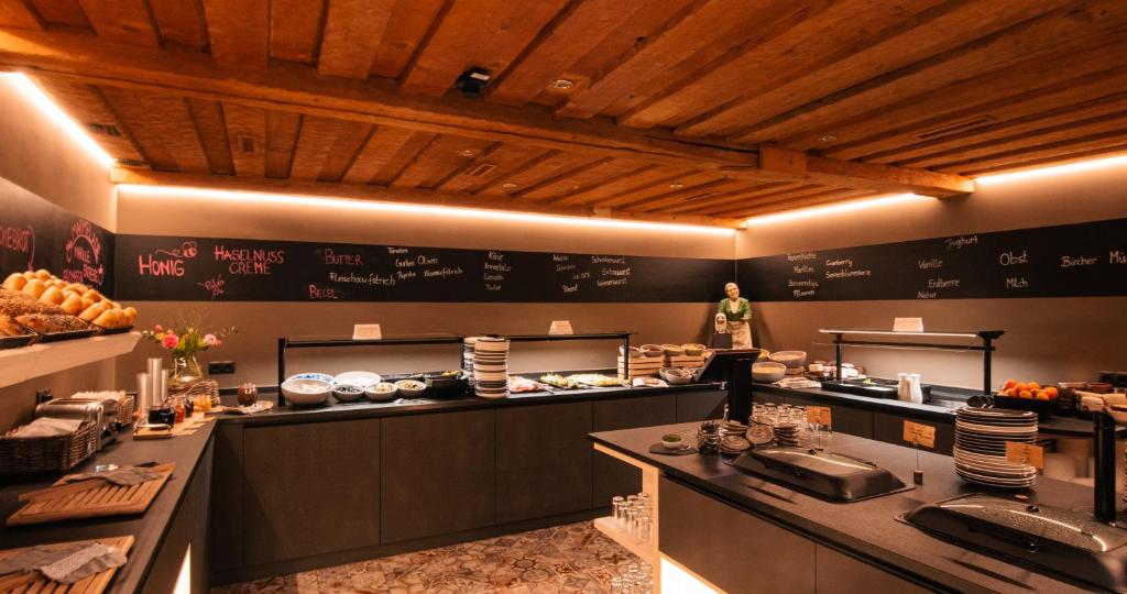 Cibo presso l'hotel o nelle vicinanze