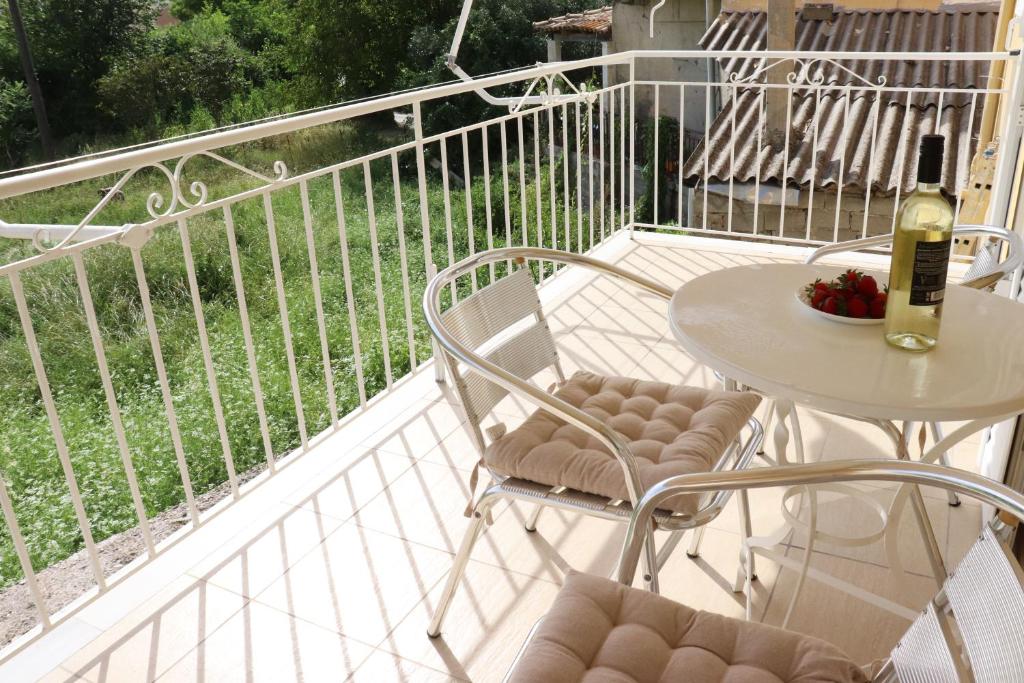 Balkón nebo terasa v ubytování Sweet Home Vassia