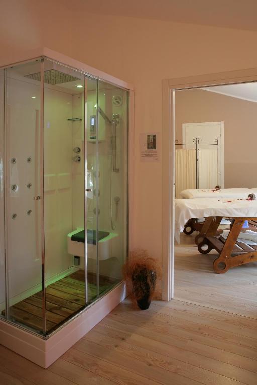 Koupelna v ubytování Hotel Valentino