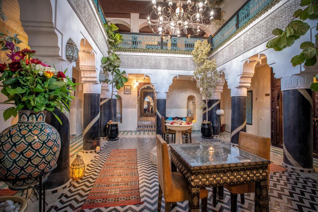 Ресторант или друго място за хранене в Riad Ben Tachfine