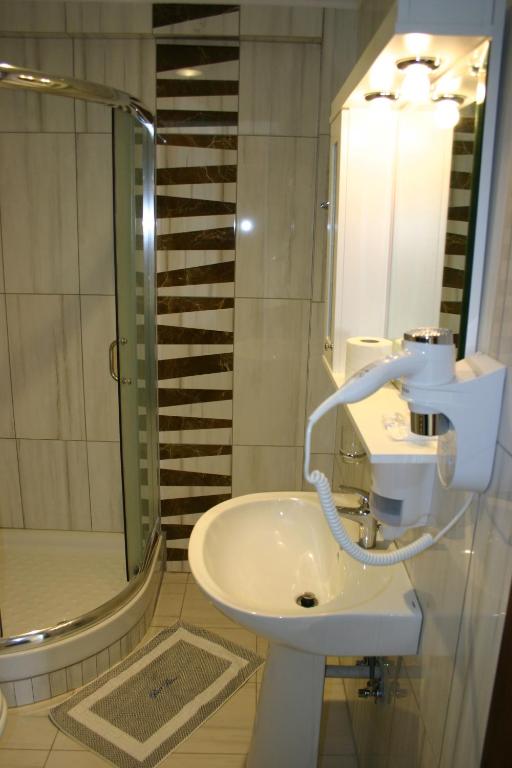 Koupelna v ubytování Petit Palais Hotel