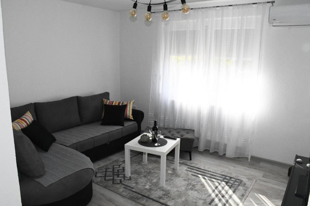 Apartment Sarajlic - Apartamento De Um Quarto
