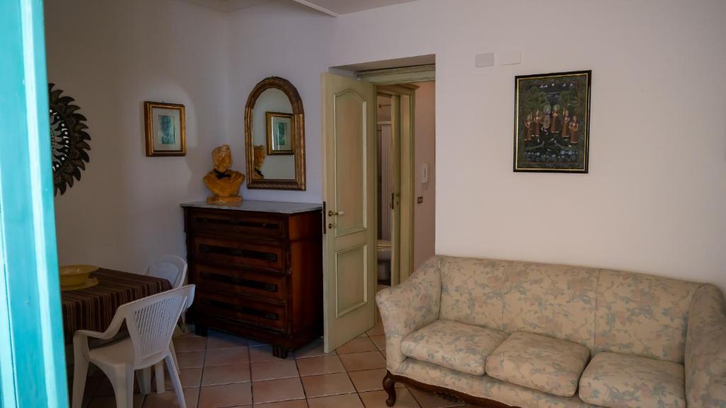 Suite Adorabile a Calasetta - Romantico Appartamento