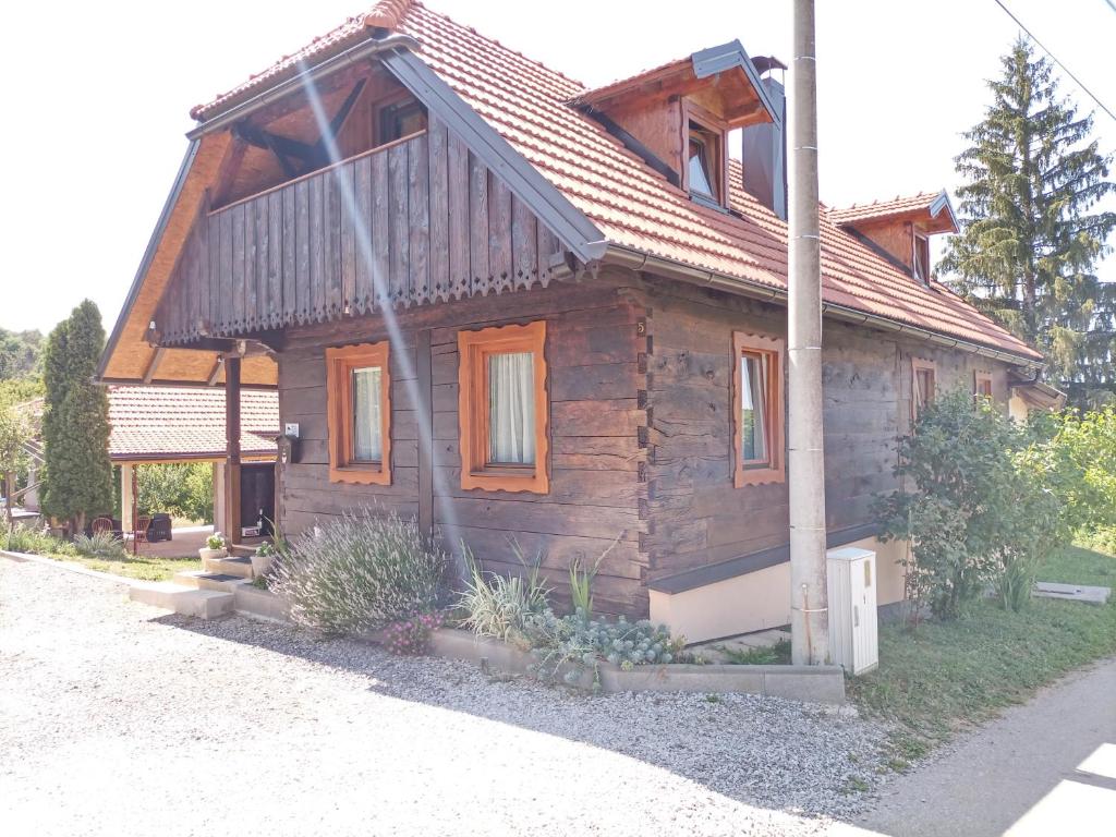 Budova, v ktorej sa apartmán nachádza