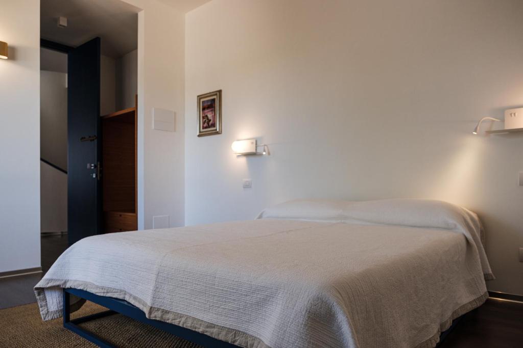 VILLA AL MARE sea, relax & wellness - 13