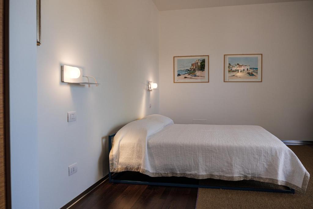 VILLA AL MARE sea, relax & wellness - 11