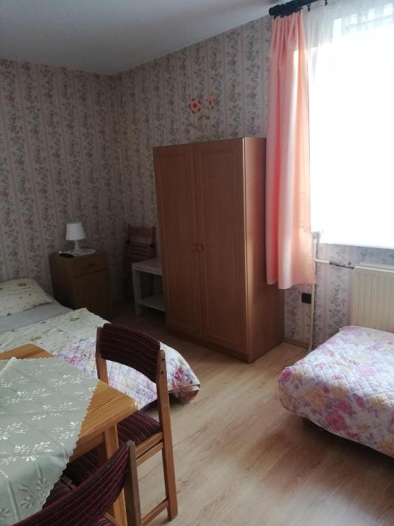 Pokoje Gucio - Dreibettzimmer Mit Gemeinschaftsbad