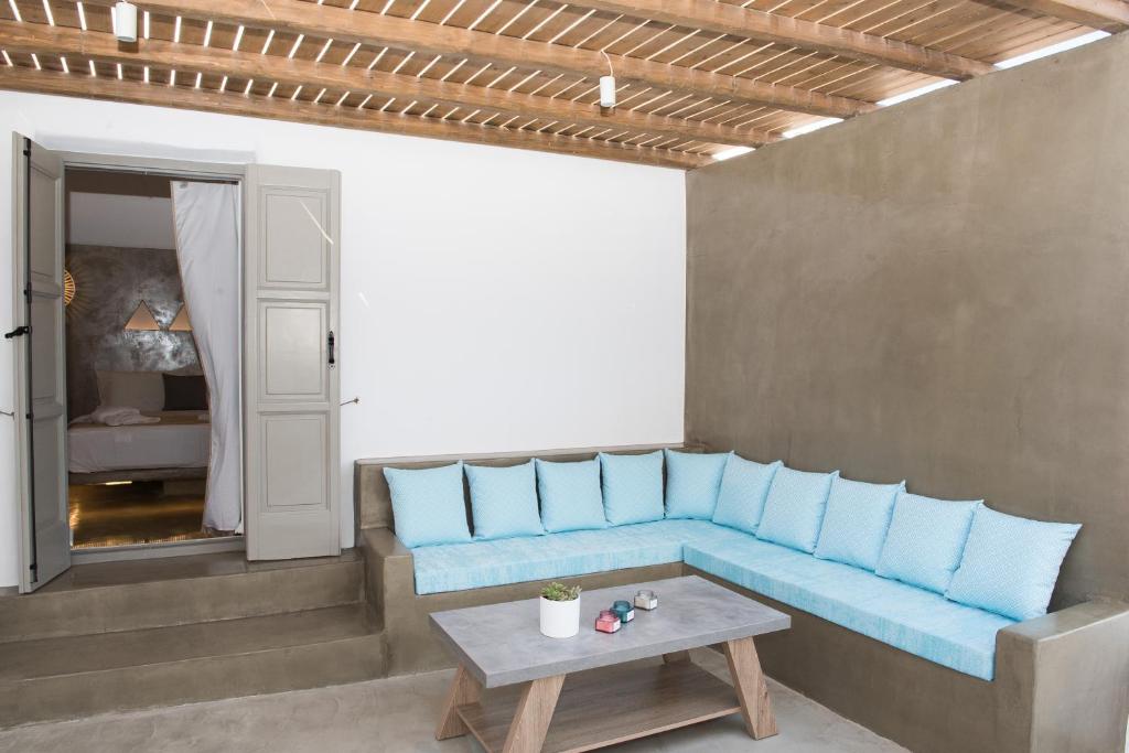 Posedenie v ubytovaní New Apartment in the heart of Mykonos town - 1