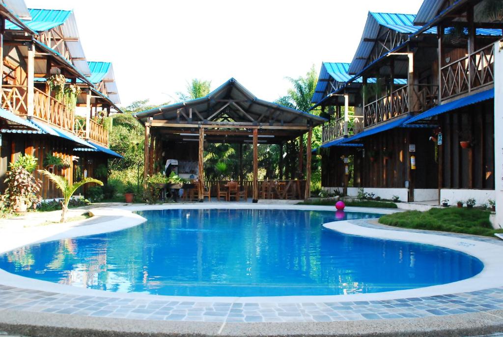 Bazén v ubytovaní Hotel Utüane alebo v jeho blízkosti