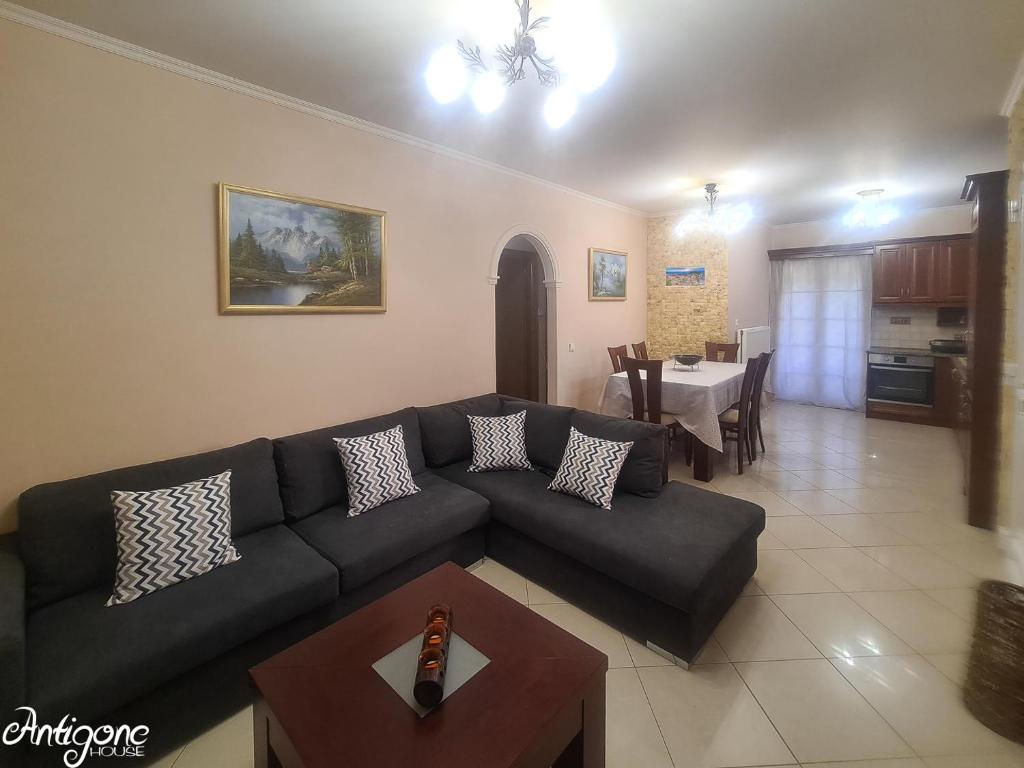 Fotografia z galérie ubytovania Antigone House v destinácii Ajos Stefanos
