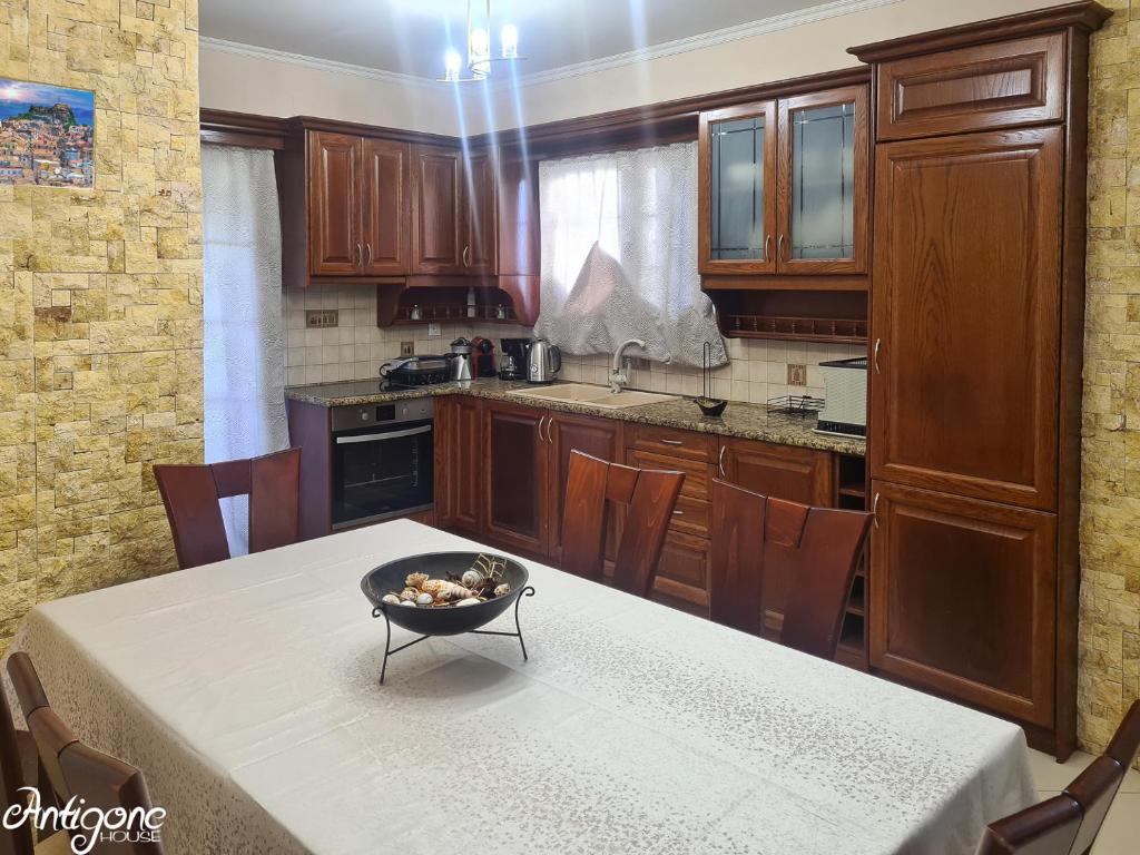 Fotografia z galérie ubytovania Antigone House v destinácii Ajos Stefanos