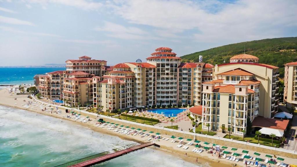 Andalucia Beach - Sea Viev Apartments