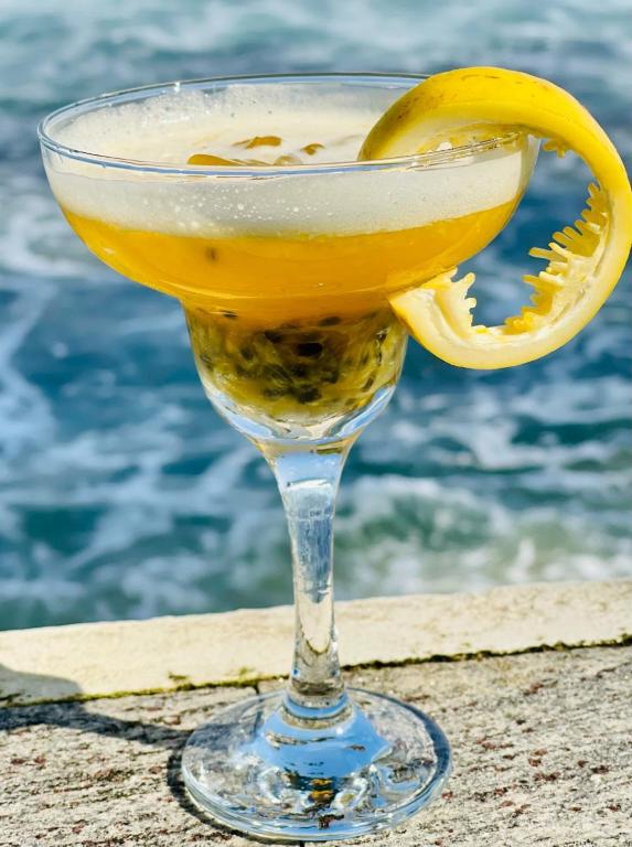 Rockside Cabanas Hotel - 5