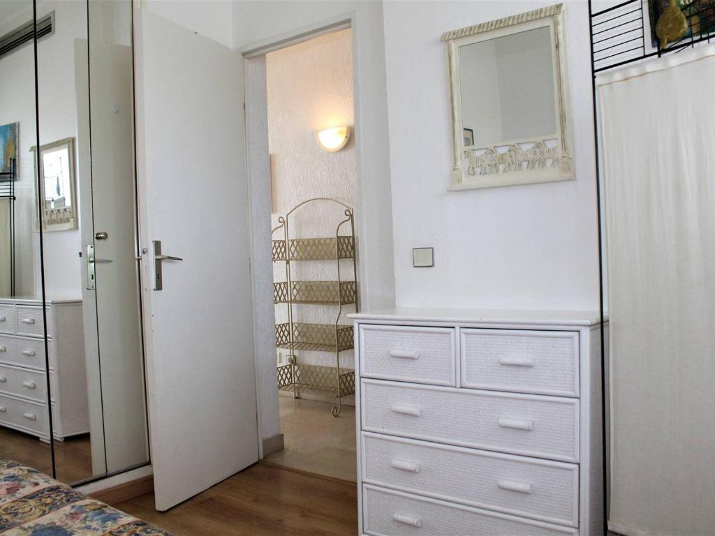 Fotografia z galérie ubytovania Bel Appartement 2P, Vue Mer, 4 Pers, Villeneuve-Loubet Plage - FR-1-252A-80 v destinácii Villeneuve-Loubet