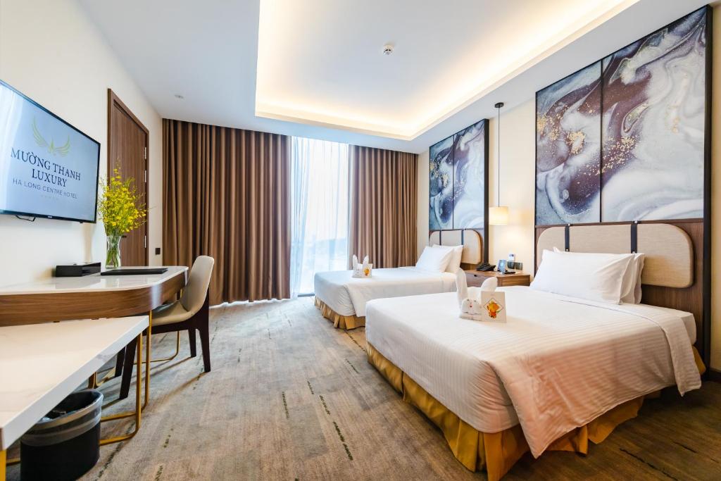 Muong Thanh Luxury Ha Long Centre Hotel - Deluxe Twin Room Con Vista A La Ciudad