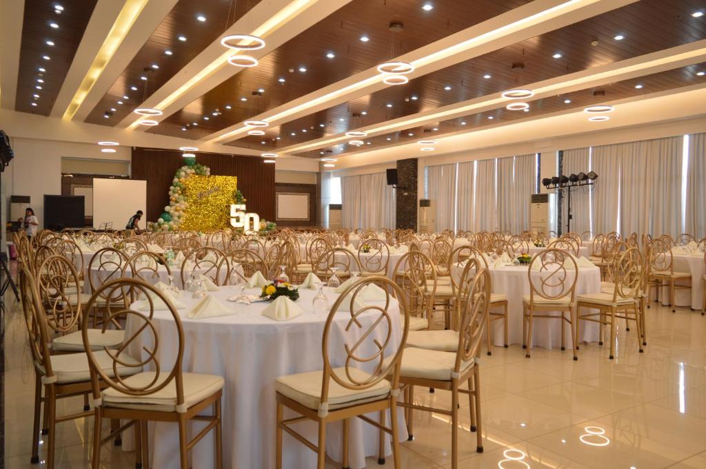 Posezení v ubytování Carlosta Hotel
