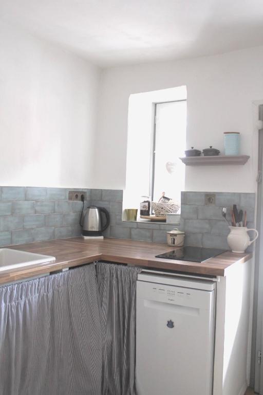Fotografia z galérie ubytovania Teljesen felszerelt kis ház, saját udvarral :) - Notre petite maison v destinácii Pécs