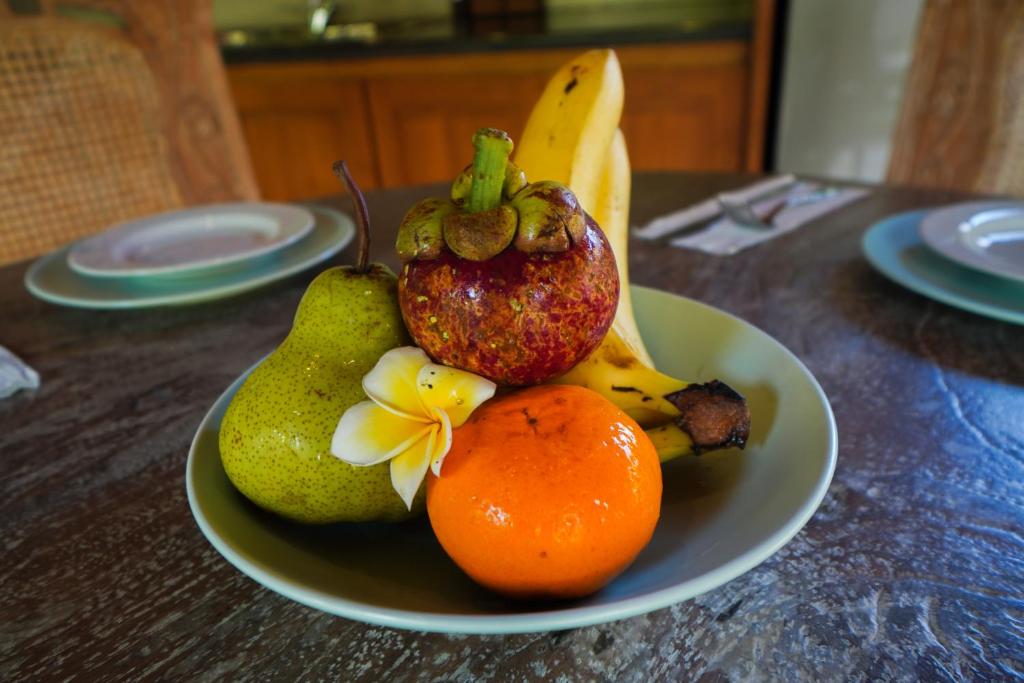 Comida na villa ou em algum lugar perto