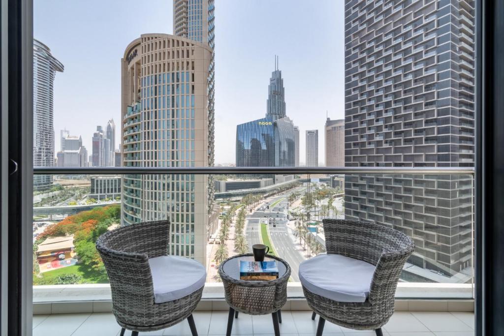 Fotografie z fotogalerie ubytování Luxury 2BR WALK to Burj Khalifa and Dubai Mall! شقة فاخرة غرفتين بجانب مول دبى وبرج خليفة v Dubaji