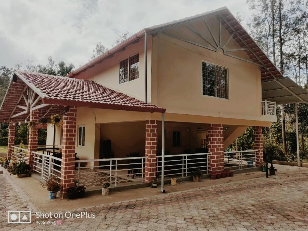 Immanamane Homestay - Housity