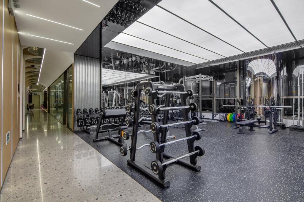 Fitness centrum a/nebo fitness zařízení v ubytování Shenzhenair International Hotel