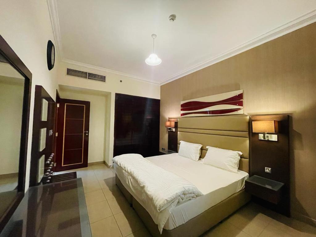 Emerald Mankhool 3 Apartments Al Mankhool Area, Dubai, UAE