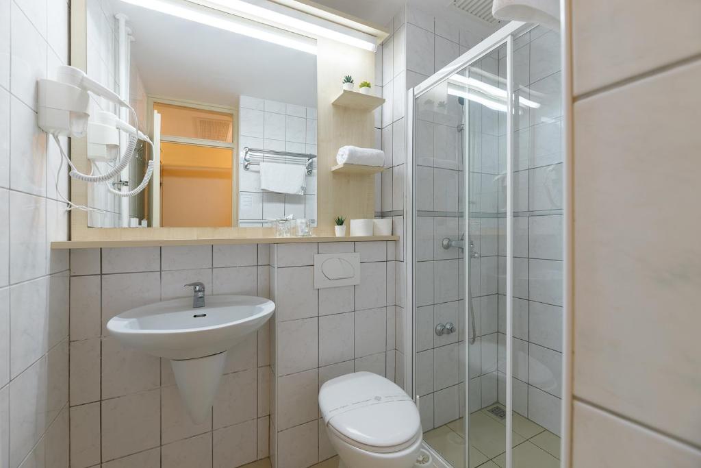 Koupelna v ubytování Family Hotel Adria - All inclusive