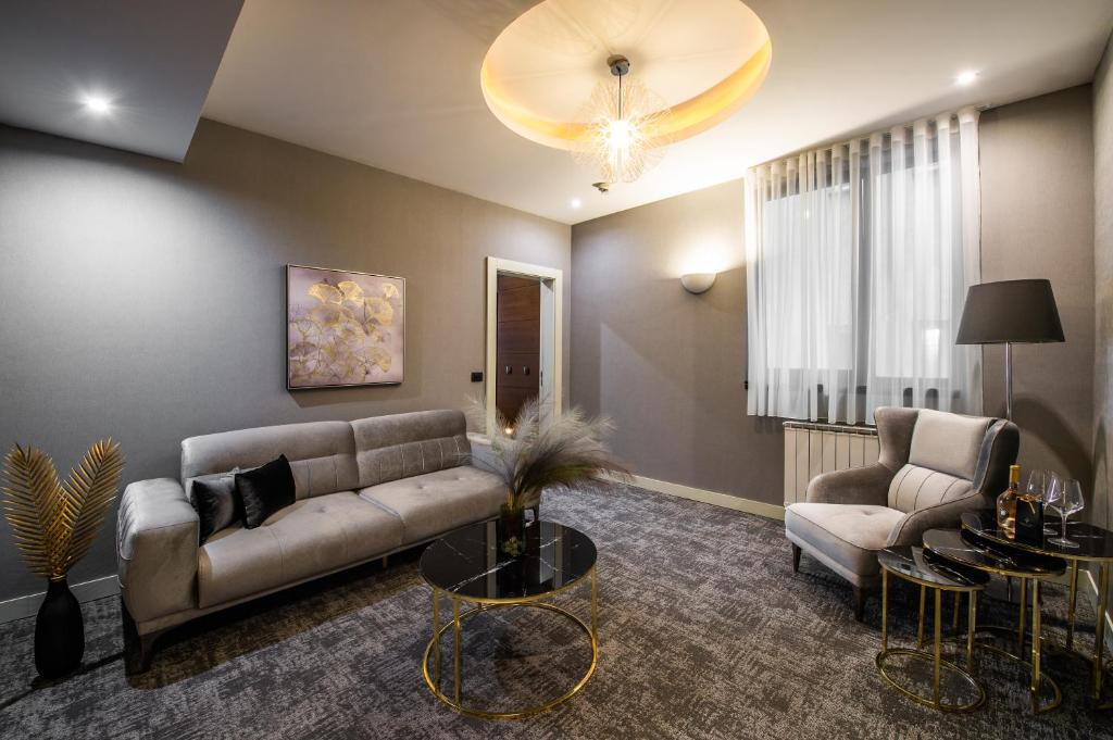 CRYSTAL Hotel Belgrade - Resim 27