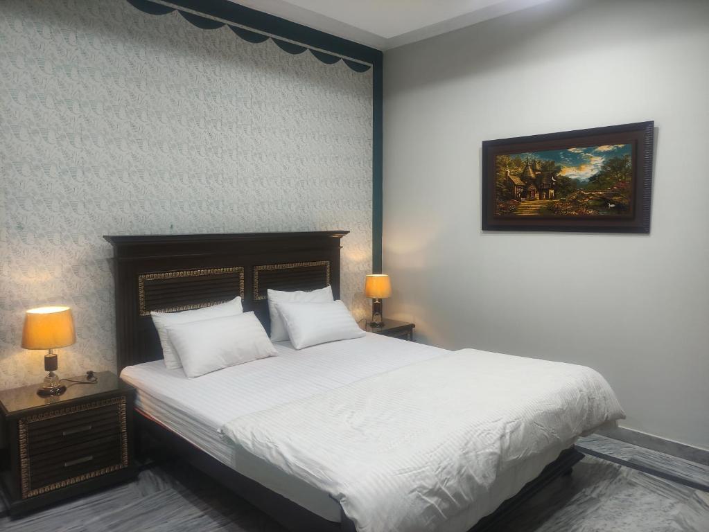 Roof Top Resort -Sun Rise Room - Tweepersoonskamer Met Uitzicht Op De Bergen