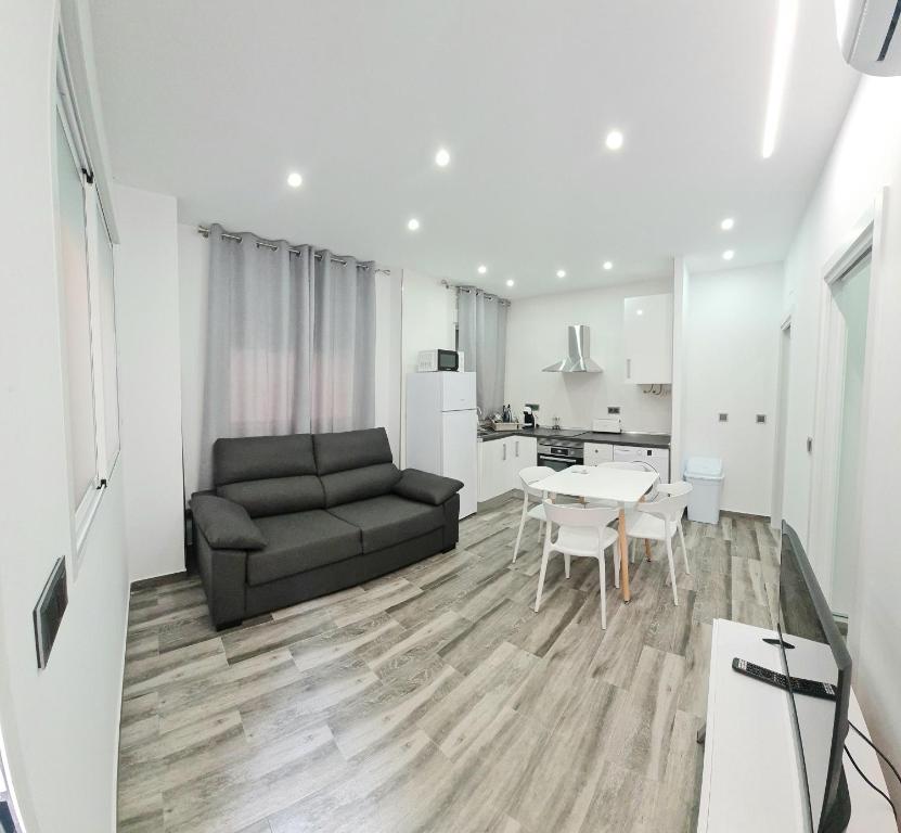 https://cf.bstatic.com/xdata/images/hotel/max1024x768/372957428.jpg?k=6cd5c8b7f7ebb2c0715f04ba85b38b05f6801ef3c592d433f59f2492cd72ed69&o=&hp=1
