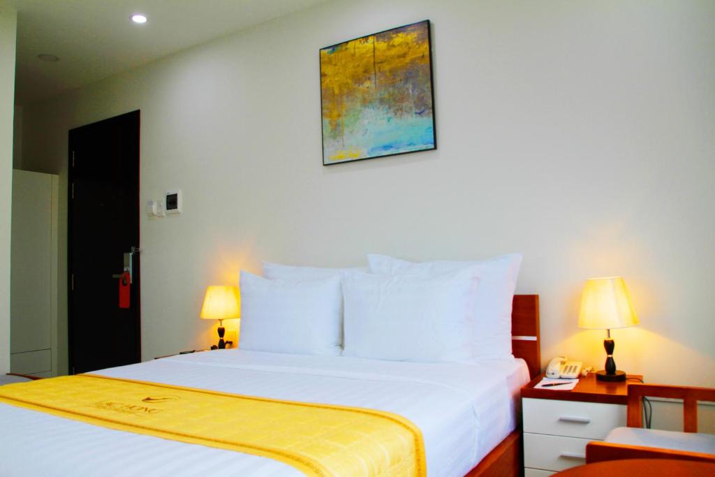Khách Sạn Lạc Hồng Mỹ Tho - Lac Hong My Tho Hotel - 