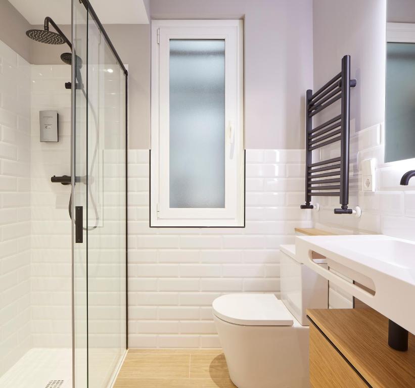 Kúpeľňa v ubytovaní Zinemaldi Suite by FeelFree Rentals