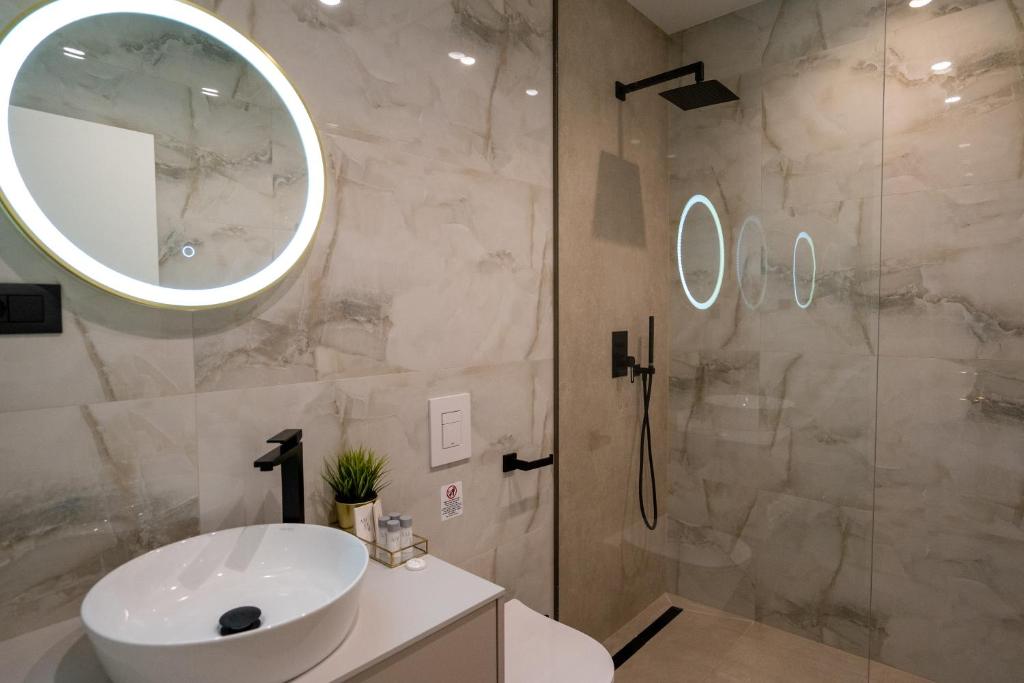 Kúpeľňa v ubytovaní Amélie Luxury Rooms