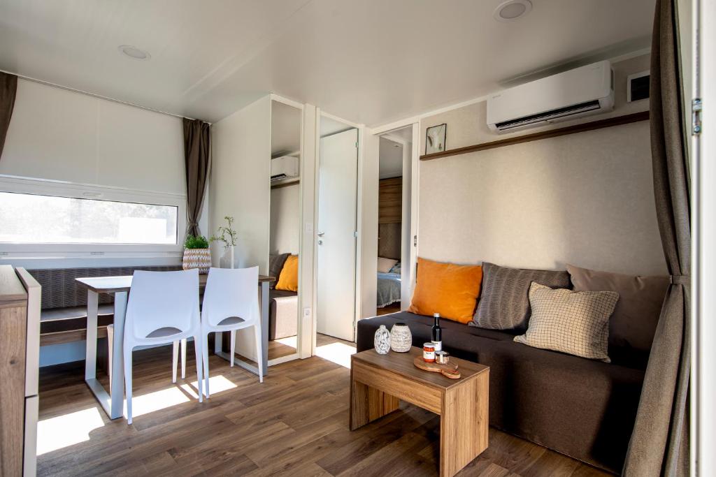 EuroParcs Marina Strandbad - Cozy Unique 6