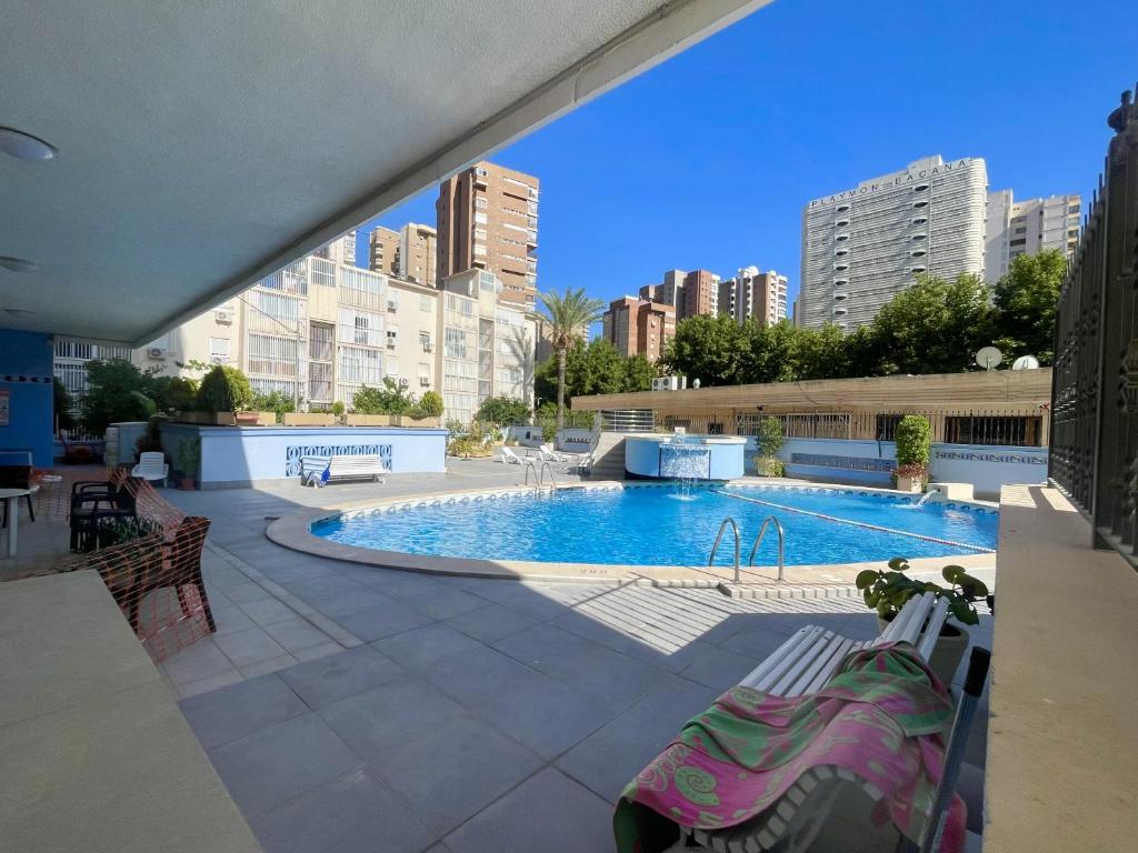 Bazén v ubytování Torre Benidorm Levante nebo v jeho okolí