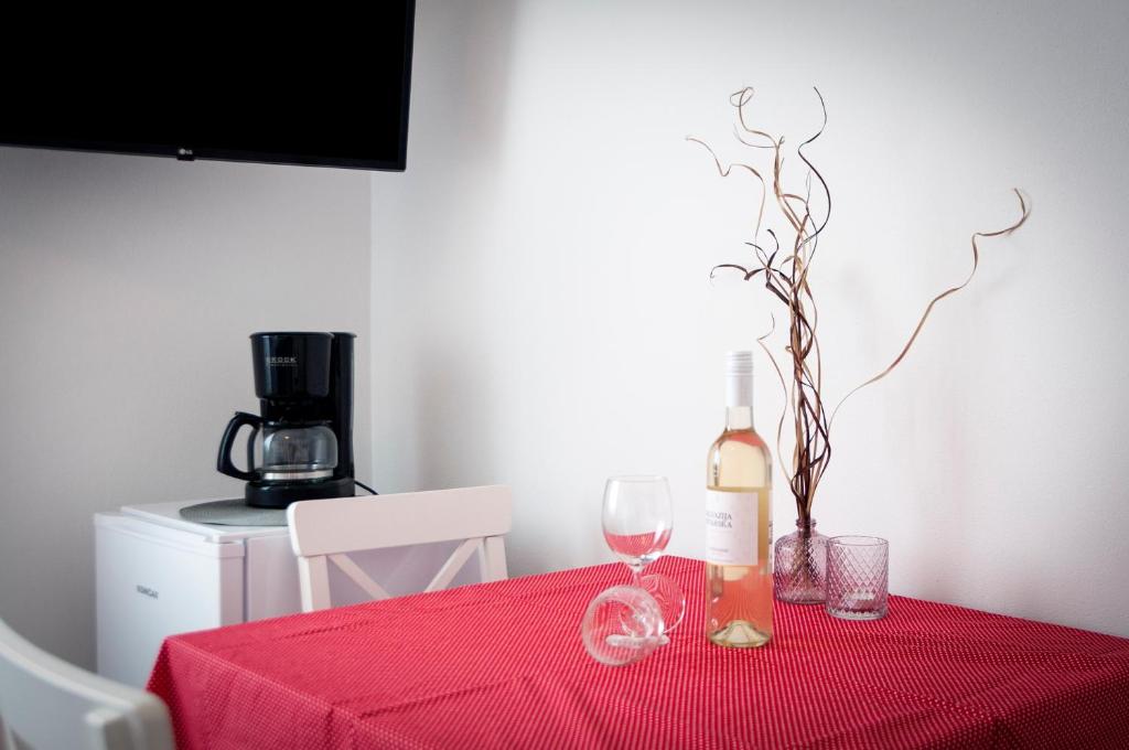 Nápoje v ubytování Apartments Vinko