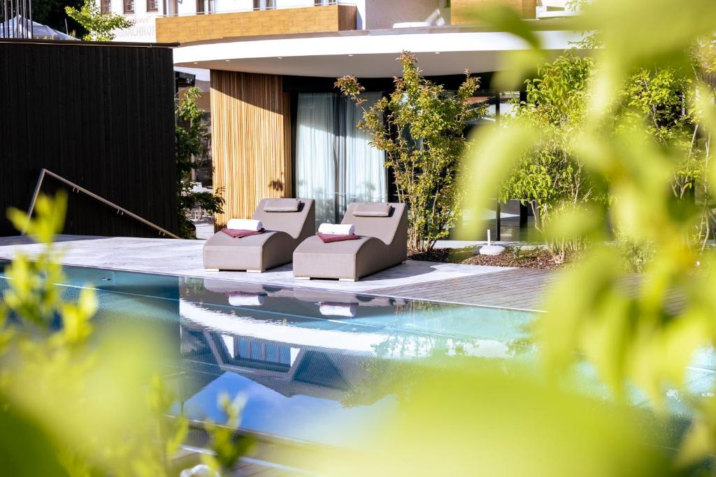 Bazén v ubytování Seminarhotel Lengbachhof GmbH nebo v jeho okolí